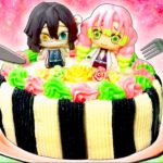 【最高に可愛い❣️】鬼滅の刃の甘露寺蜜璃×井黒小芭内”手作りおばみつケーキ”DIY💖アニメキャラ弁のような実写漫画料理を作ってみた♪Demon Slayer cake cooking.